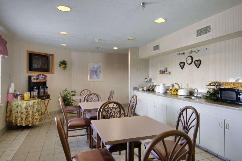 Super 8 By Wyndham